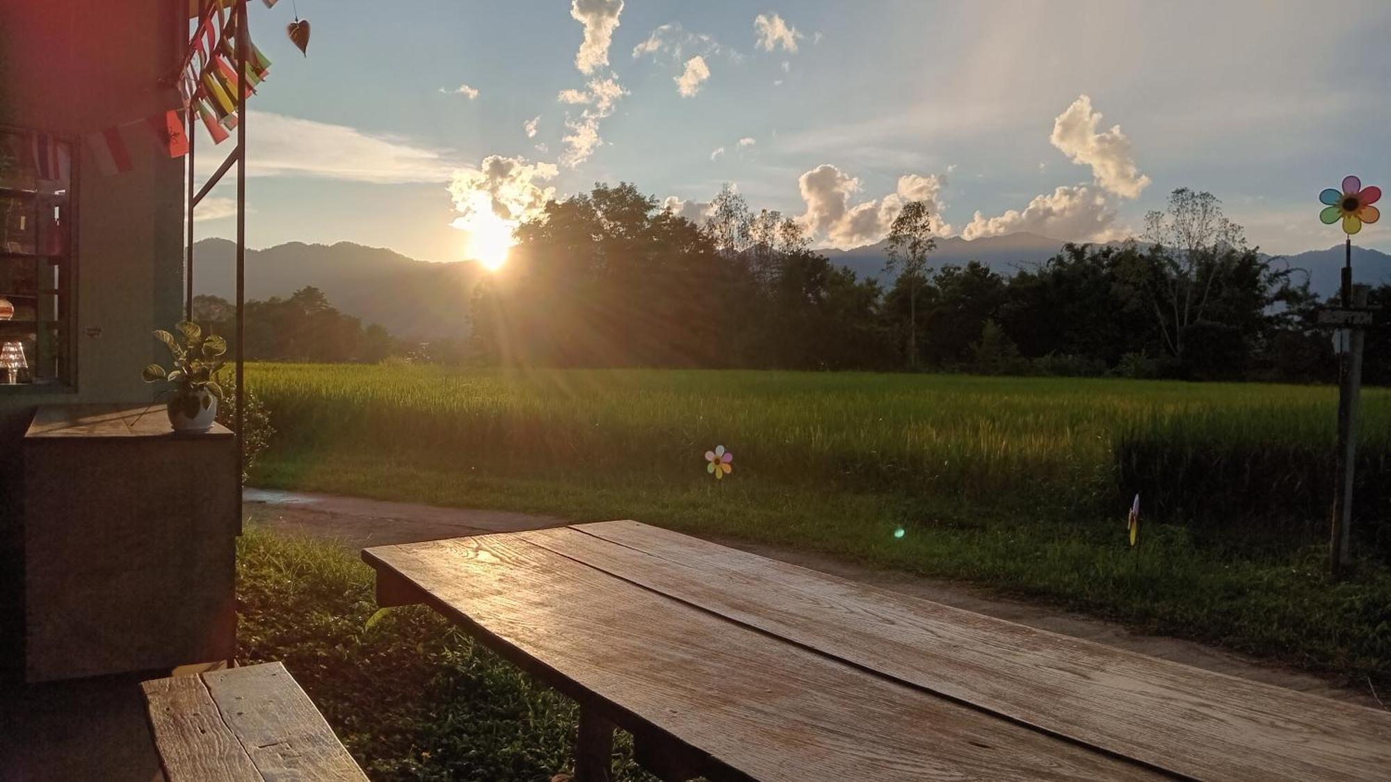 Chill In Pai Hotel Exterior photo