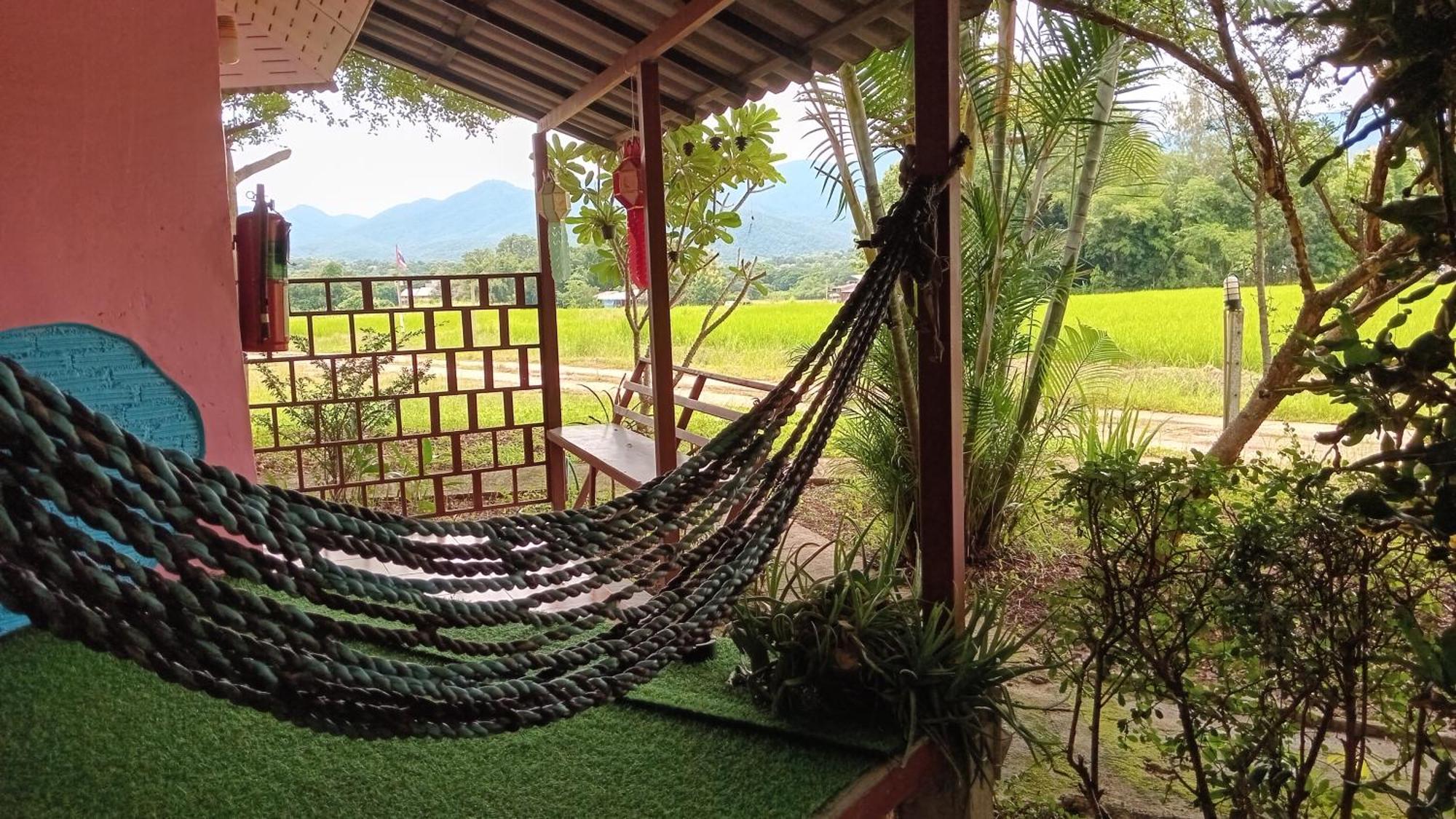 Chill In Pai Hotel Exterior photo